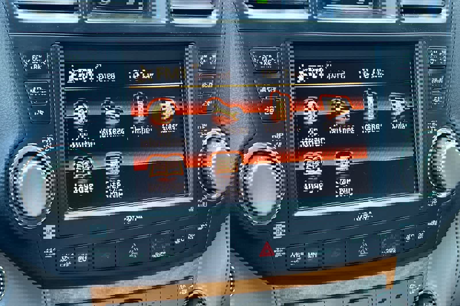 Used 2010 Toyota Highlander Limited image 24