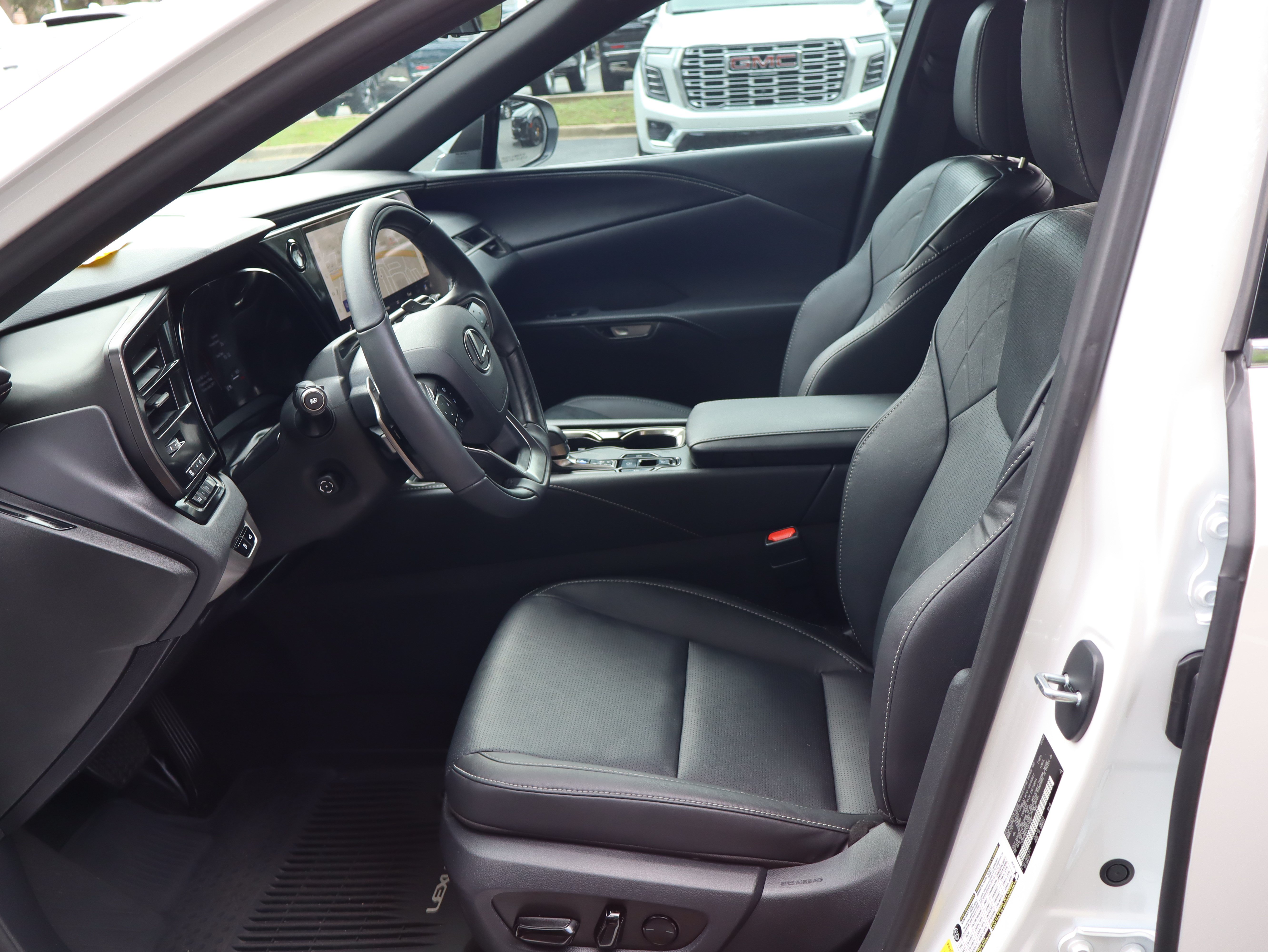 Used 2026 Lexus RX 350 Premium Plus w/ Convenience Package FWD image 21