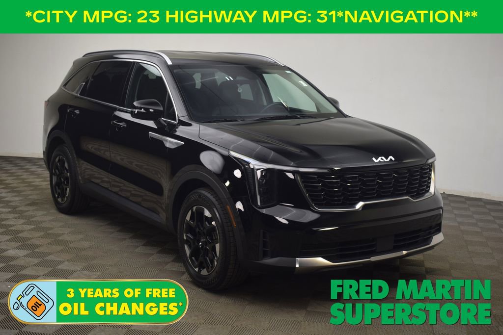 Used 2024 Kia Sorento S image 1