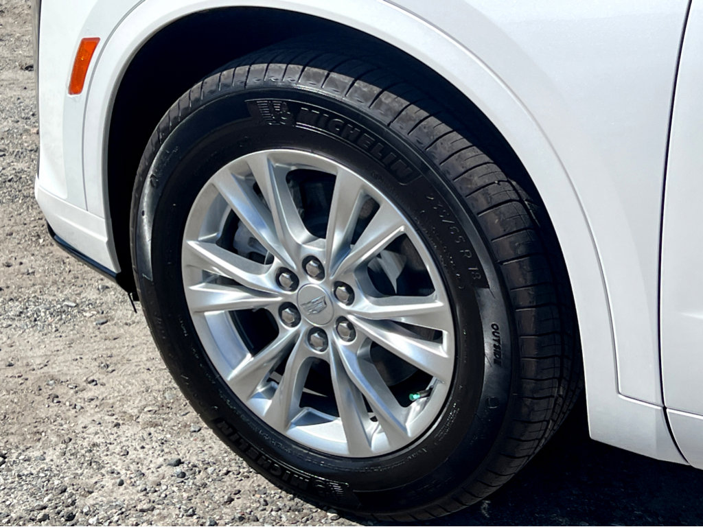 New 2025 Cadillac XT6 Luxury image 25