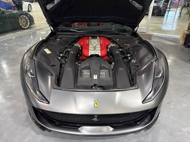 Used 2021 Ferrari 812 GTS RWD image 13