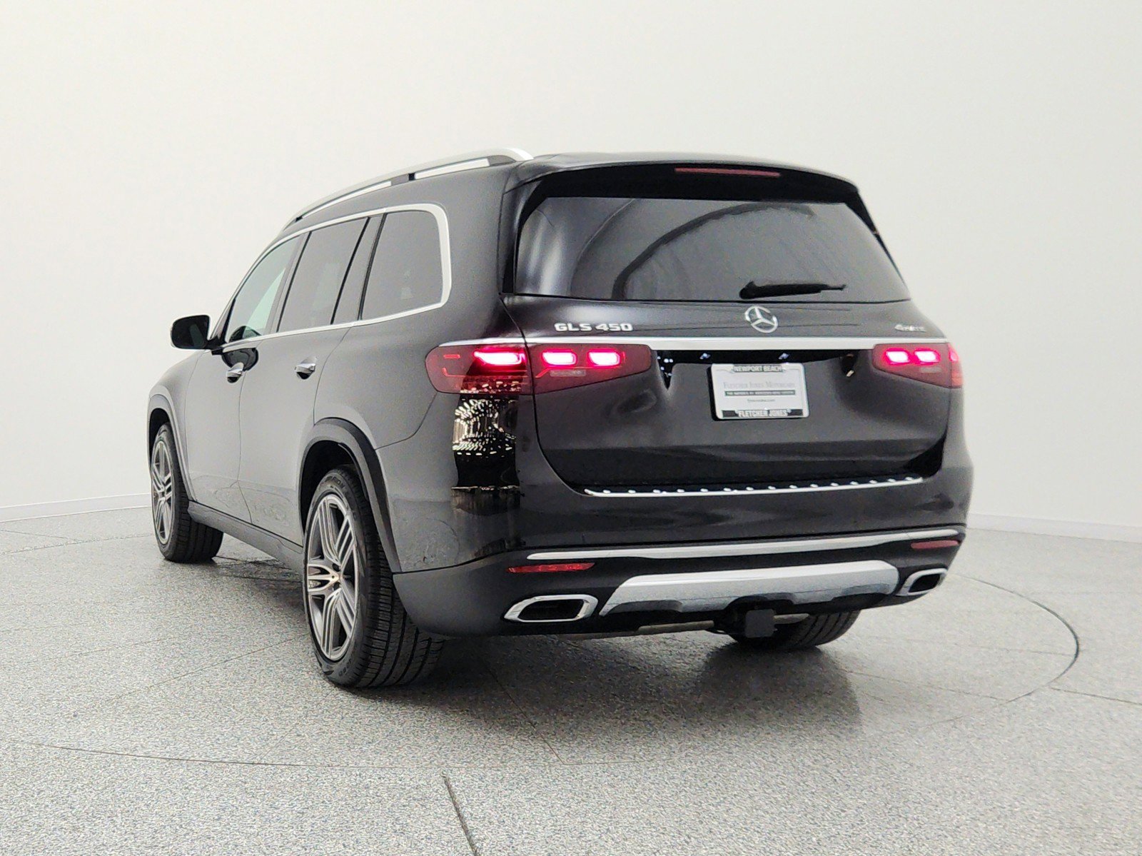Certified 2026 Mercedes-Benz GLS 450 4MATIC image 7