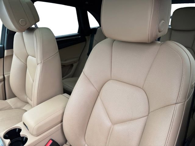 Used 2022 Porsche Macan image 12