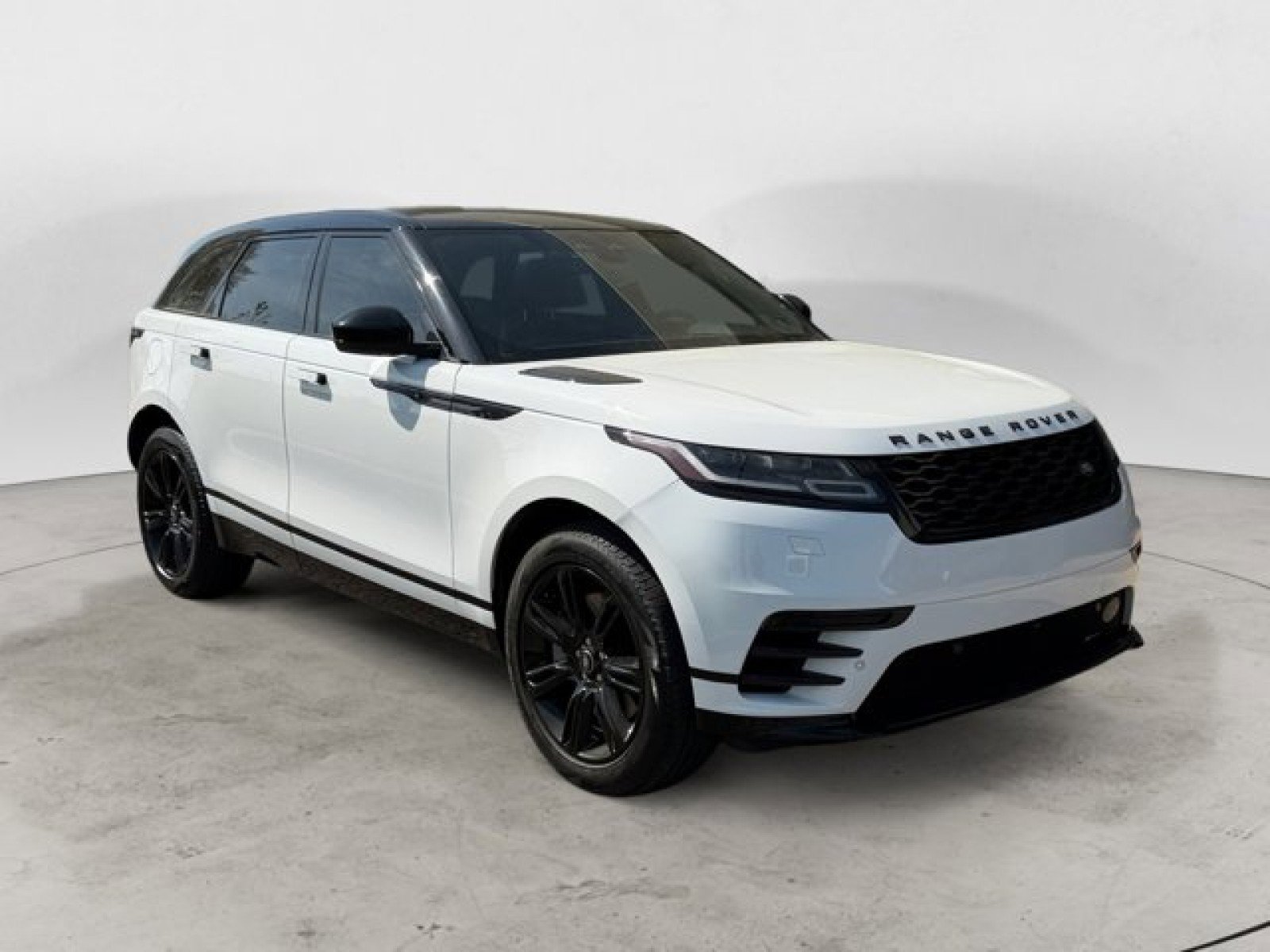 Certified 2023 Land Rover Range Rover Velar R-Dynamic S AWD/4WD image 2