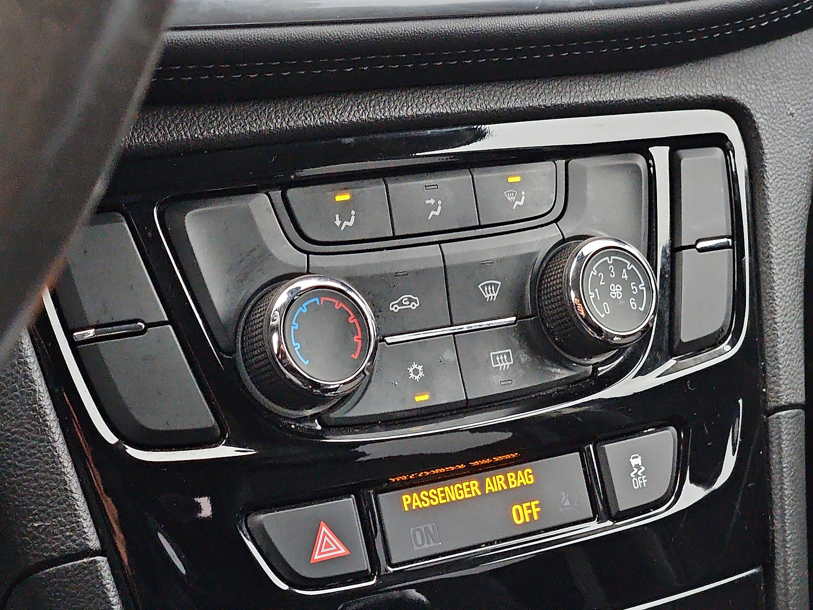 Used 2017 Buick Encore Preferred image 15