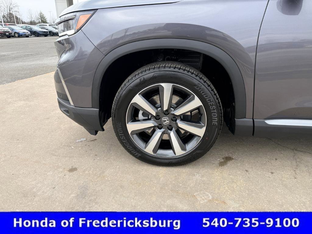Certified 2025 Honda Pilot Elite image 10