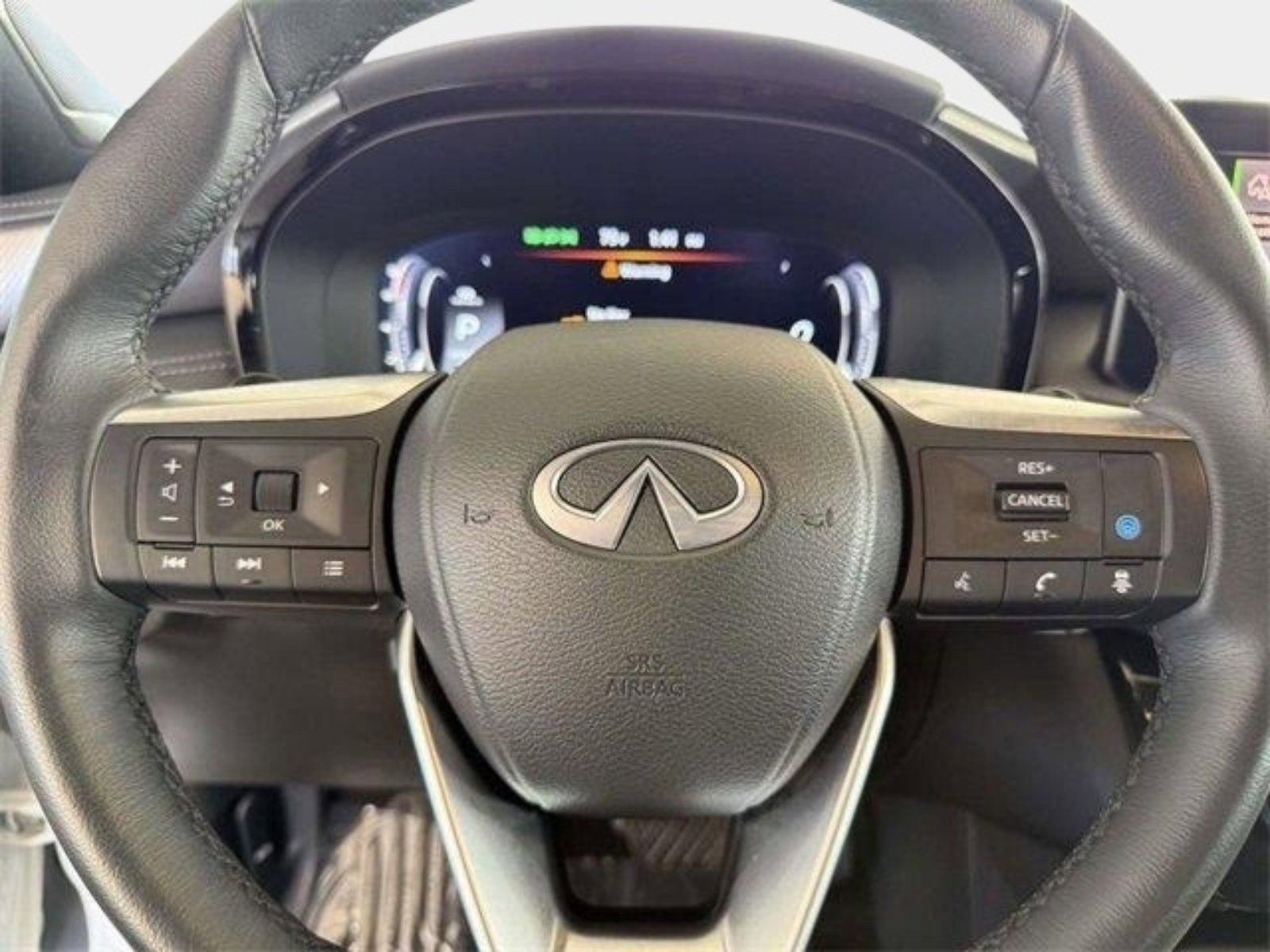 Used 2025 INFINITI QX60 Luxe image 57