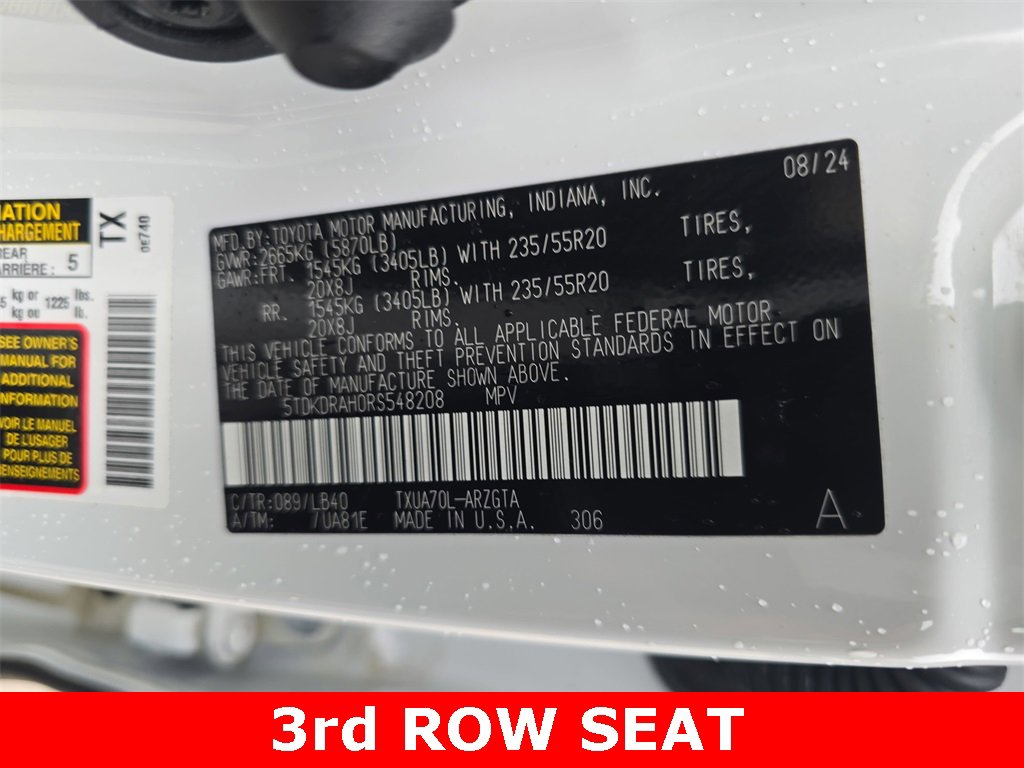 Used 2024 Toyota Highlander Limited image 37