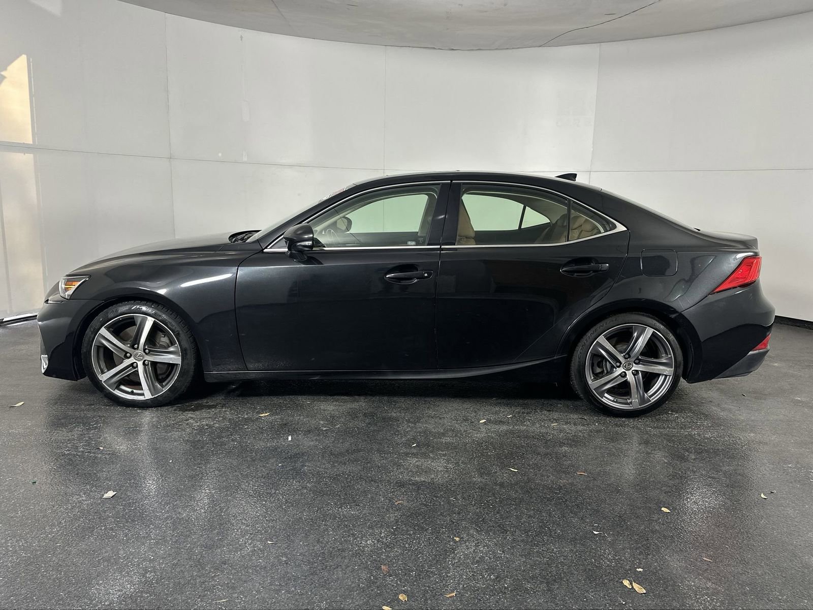 Used 2018 Lexus IS 300 AWD w/ Comfort Package image 5