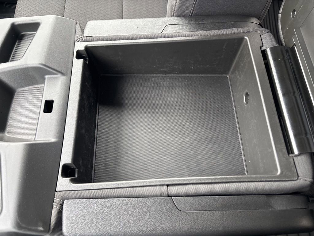 Used 2025 Chevrolet Silverado 2500 Custom w/ Custom Value Package image 30