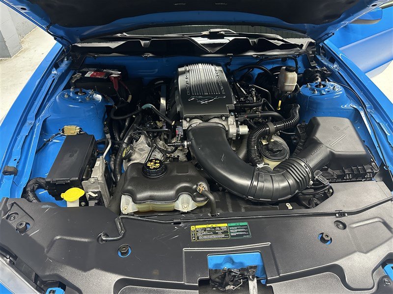 Used 2010 Ford Mustang GT image 21