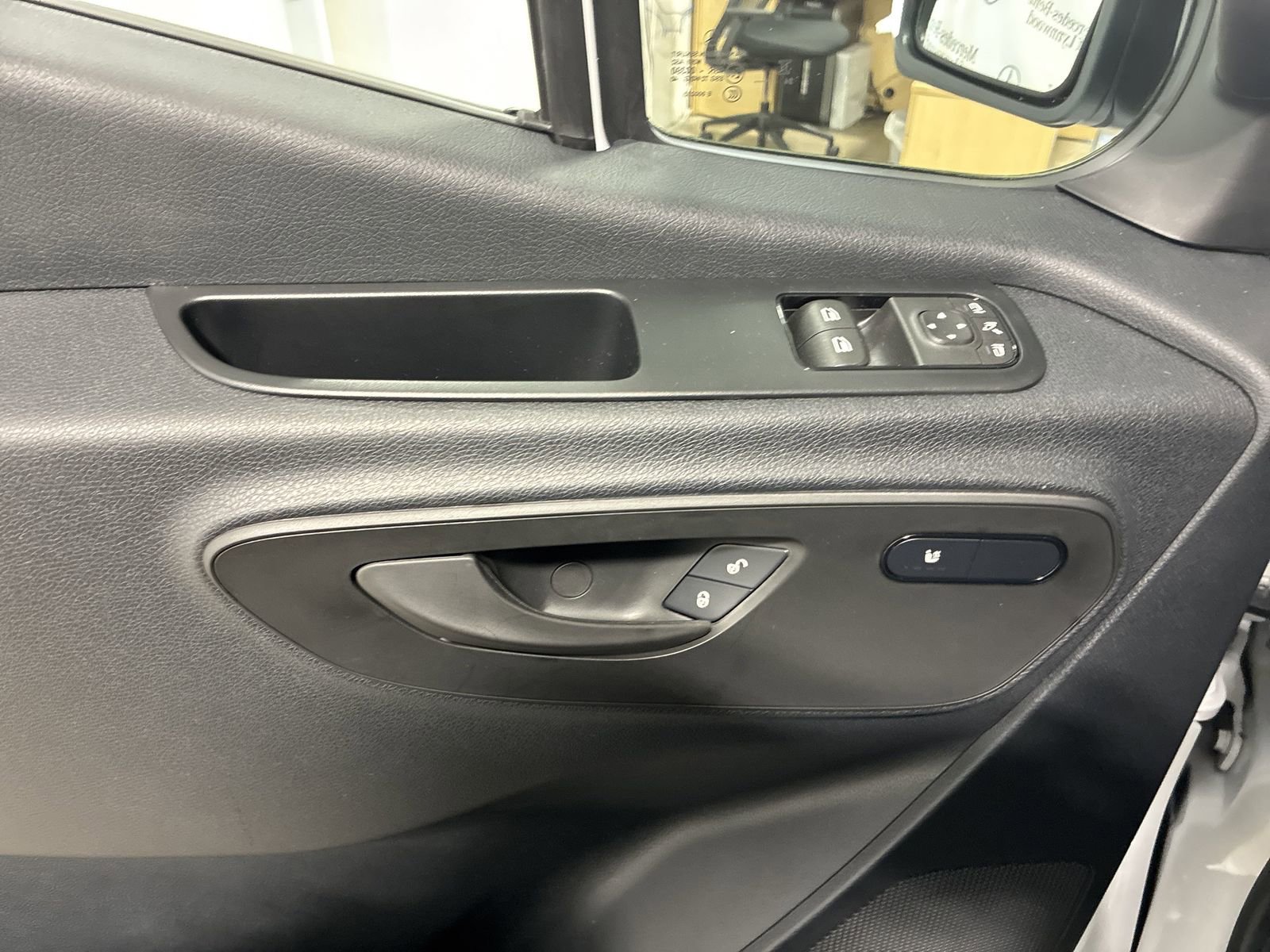 New 2025 Mercedes-Benz Sprinter 2500 image 11