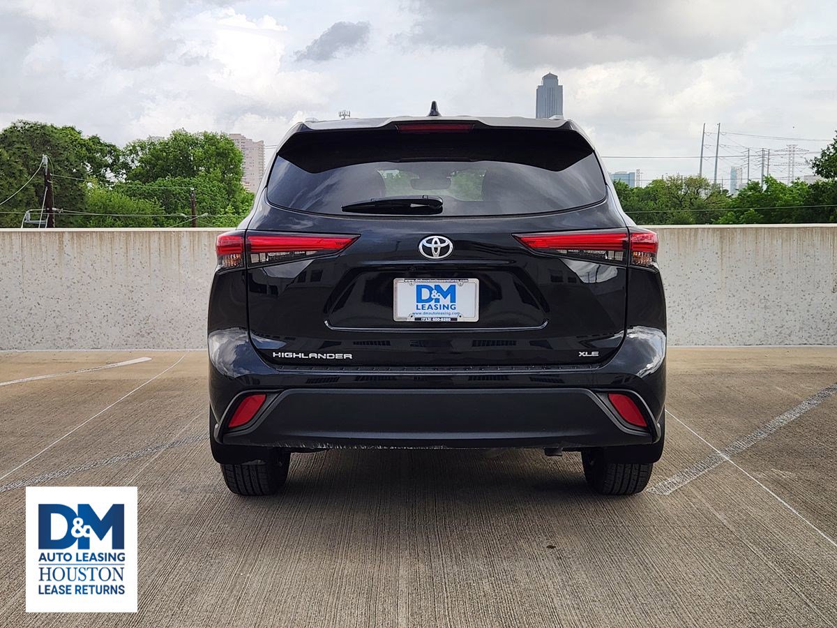 Used 2022 Toyota Highlander XLE image 7