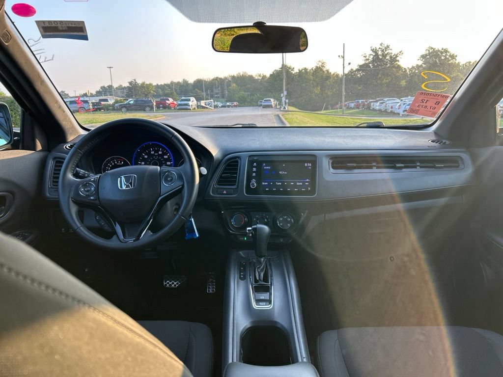Used 2022 Honda HR-V Sport image 5