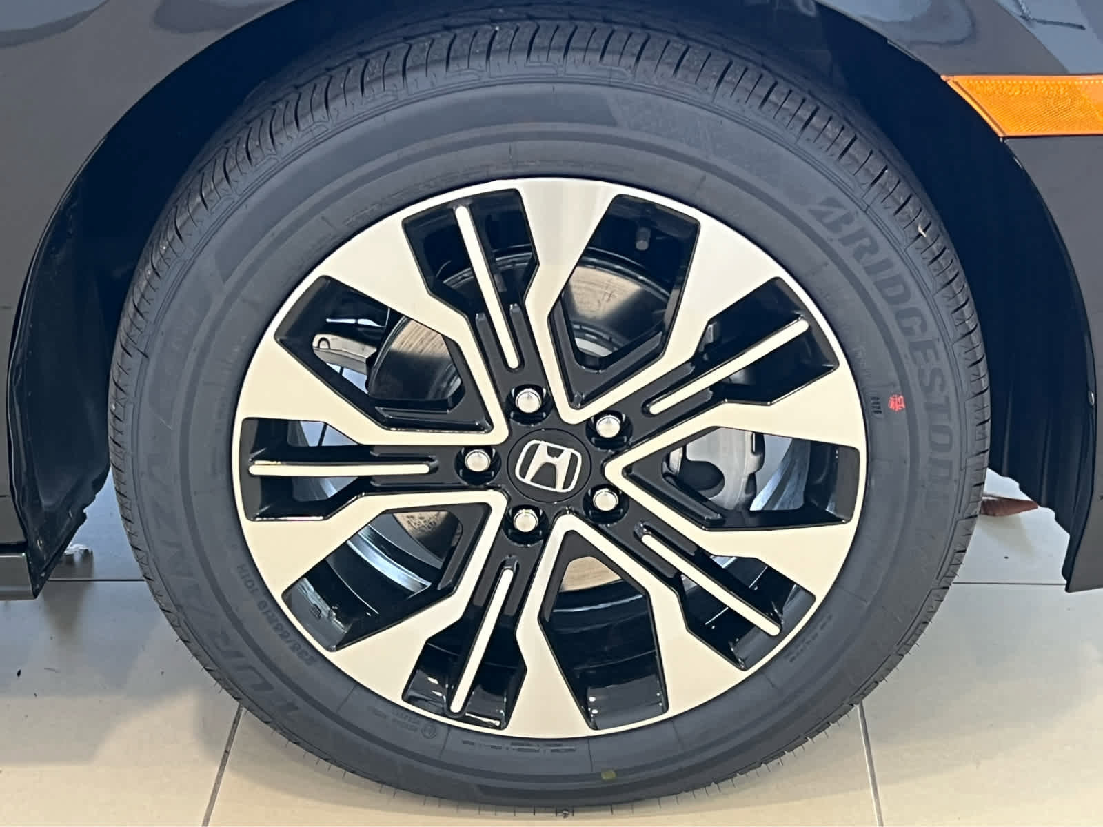 New 2026 Honda Odyssey Elite image 4