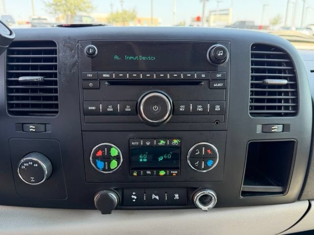 Used 2010 Chevrolet Silverado 1500 LT w/ Power Pack Plus AWD/4WD image 16