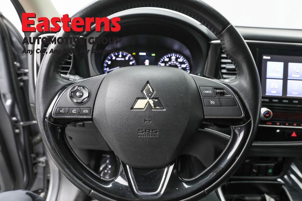 Used 2020 Mitsubishi Outlander SEL image 10