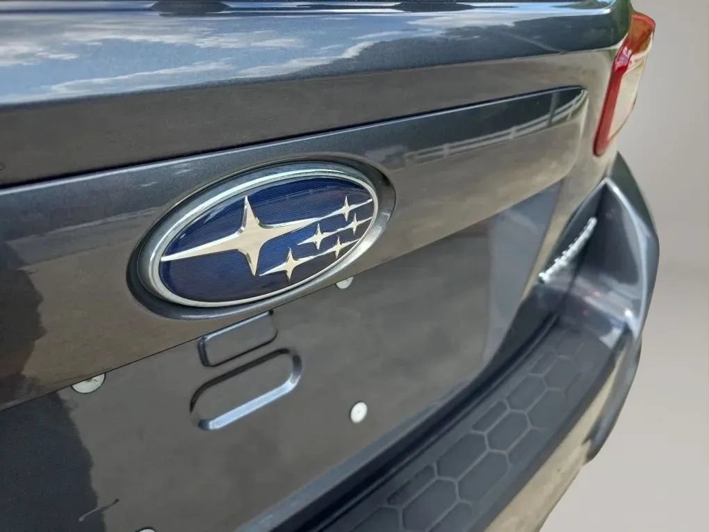 Used 2021 Subaru Crosstrek 2.0i Premium w/ Moonroof Package AWD/4WD image 10