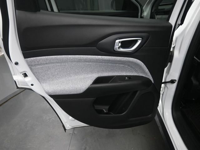 Used 2022 Jeep Compass Latitude w/ Convenience Group image 14