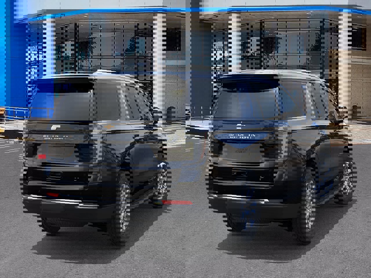 New 2026 Chevrolet Suburban LT image 4