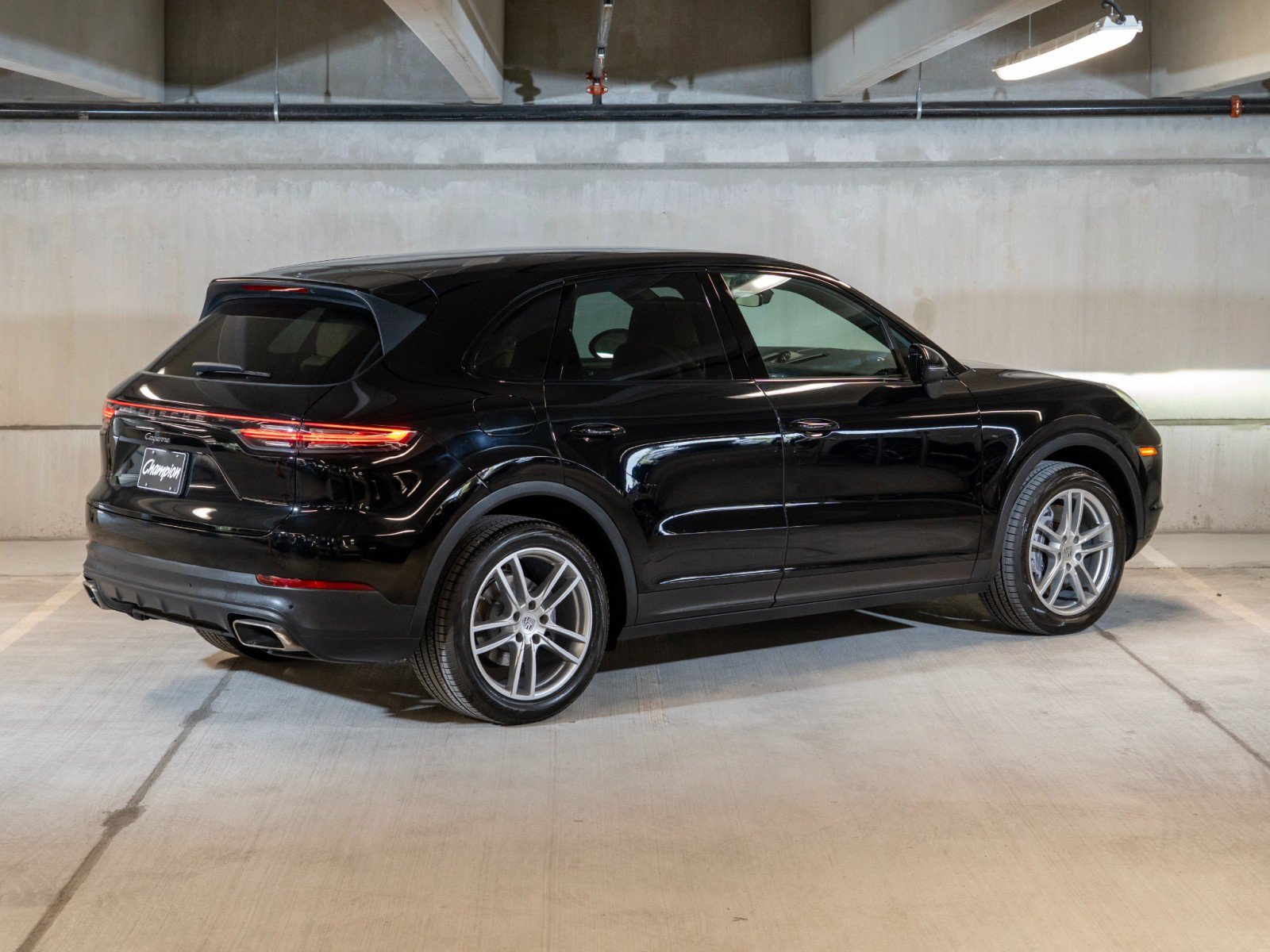 Certified 2022 Porsche Cayenne AWD/4WD image 7
