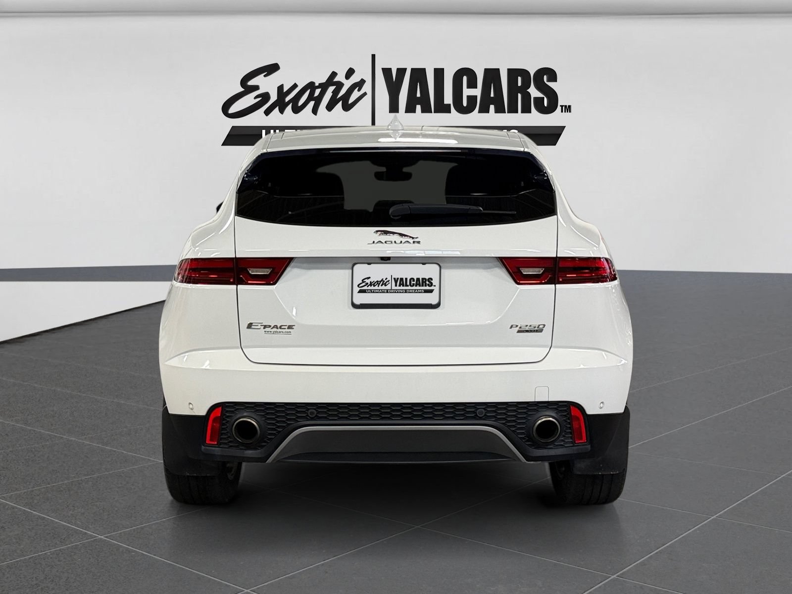 Used 2018 Jaguar E-PACE SE AWD/4WD image 4