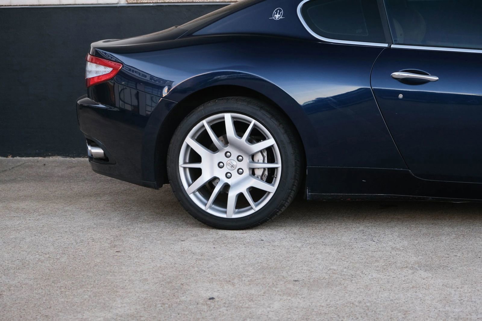 Used 2010 Maserati GranTurismo Coupe RWD image 12