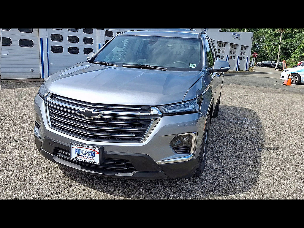 Certified 2023 Chevrolet Traverse LT w/ LPO, Floor Liner Package AWD/4WD image 4