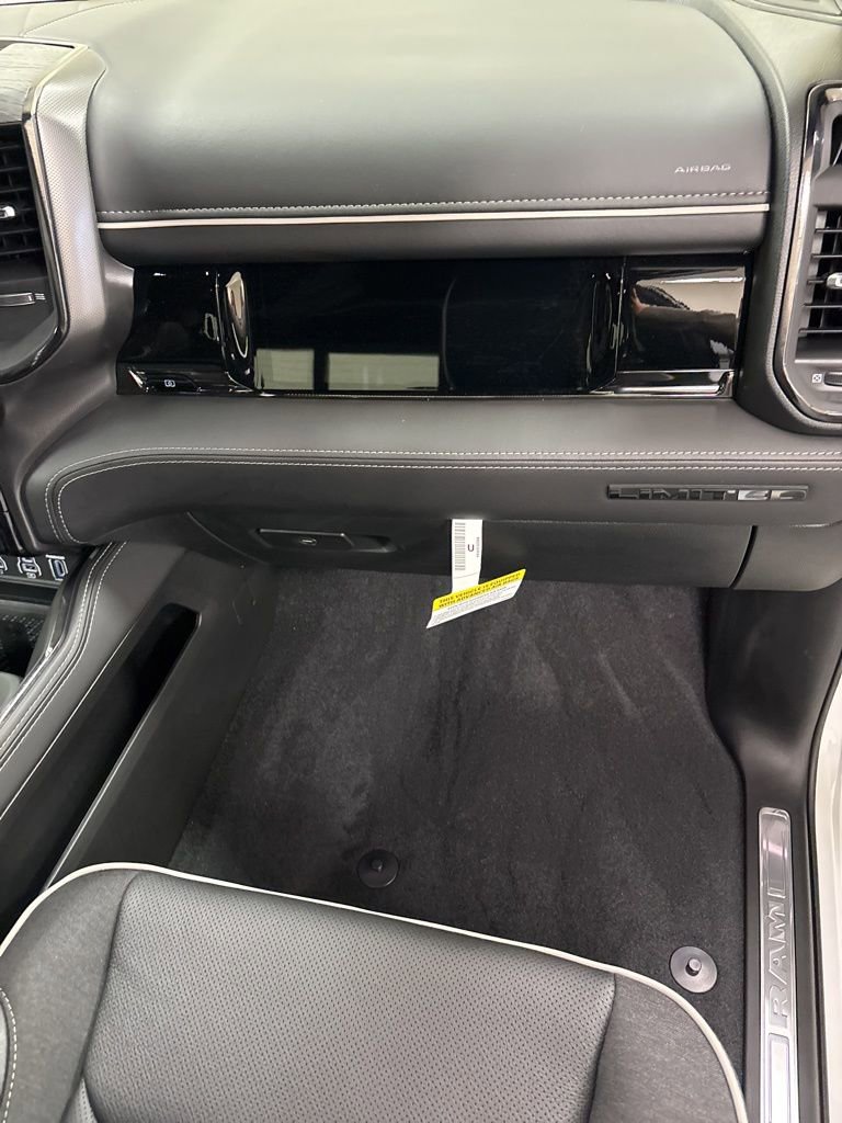 New 2026 RAM 1500 Limited AWD/4WD image 32