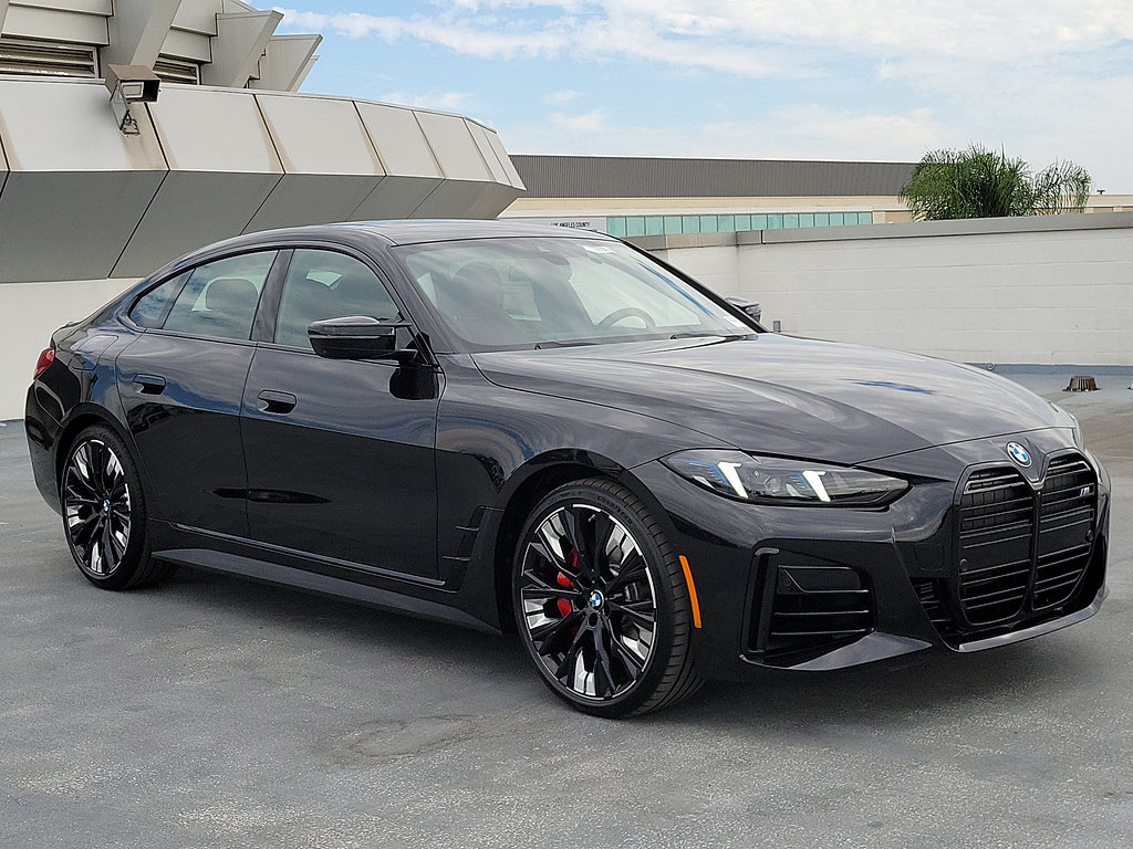 New 2026 BMW M440i w/ Premium Package RWD image 4
