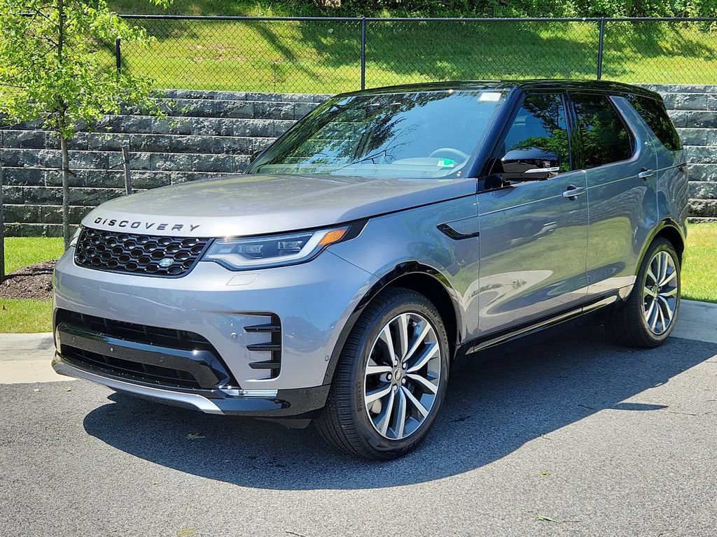 Certified 2025 Land Rover Discovery Dynamic SE AWD/4WD image 1