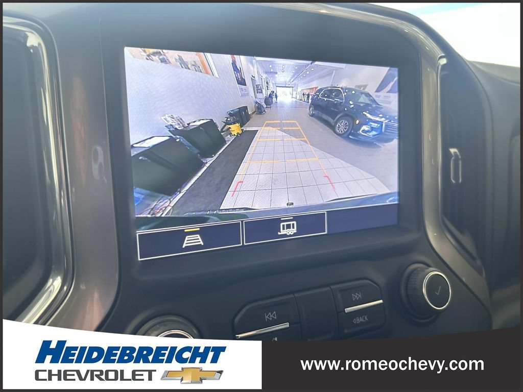 Certified 2022 Chevrolet Silverado 1500 LT w/ Convenience Package II AWD/4WD image 23