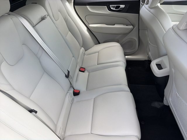 Used 2024 Volvo XC60 B5 Plus w/ Protection Package AWD/4WD image 14