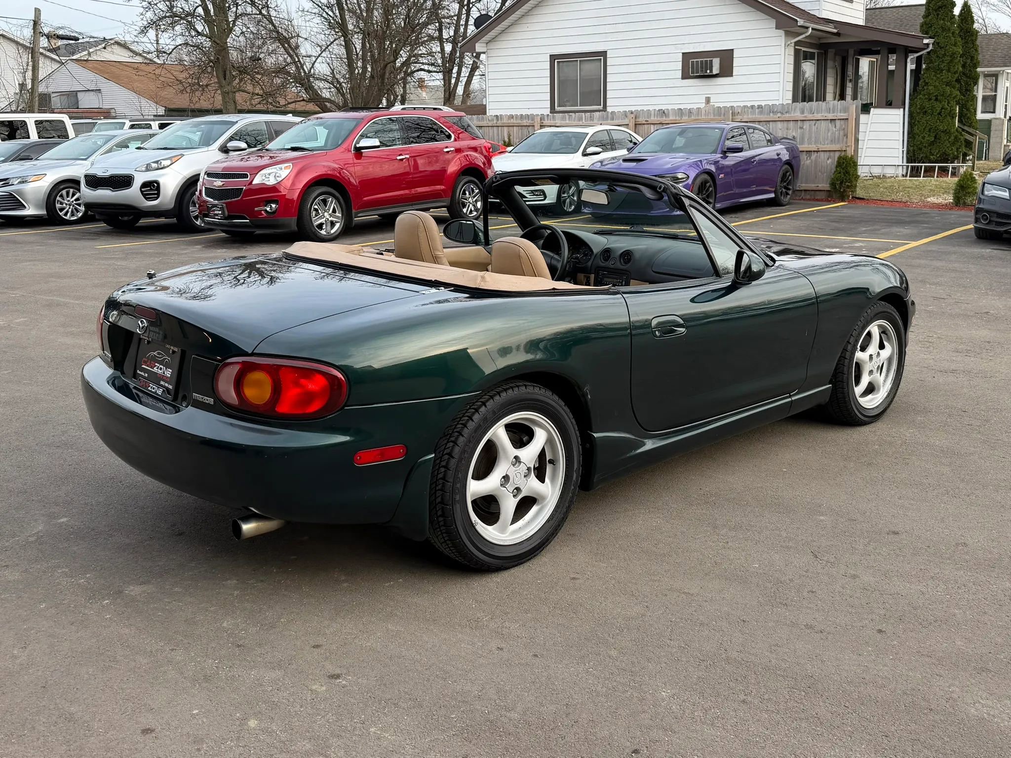 Used 1999 MAZDA MX-5 Miata Convertible 2D image 19