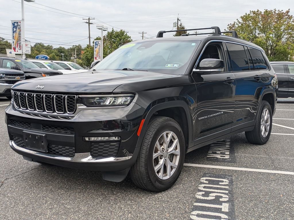 Used 2022 Jeep Grand Cherokee L Limited image 3