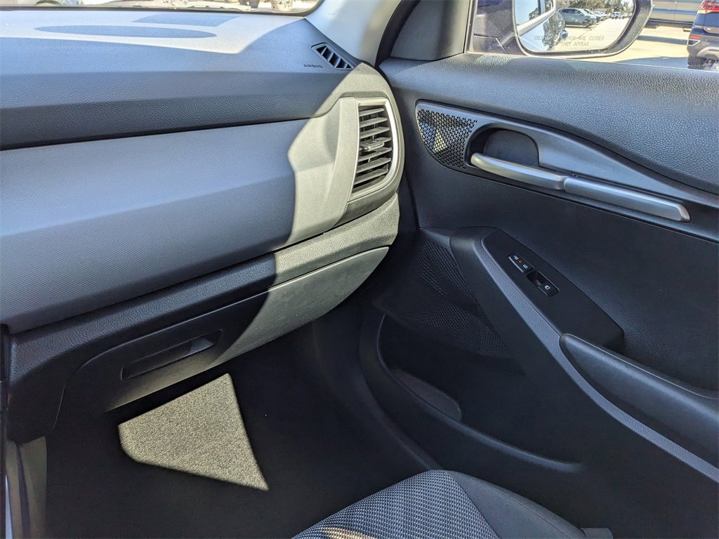 Certified 2025 Kia Seltos LX image 19