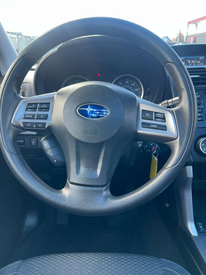 Used 2015 Subaru Forester 2.5i Premium w/ All-Weather Package image 12