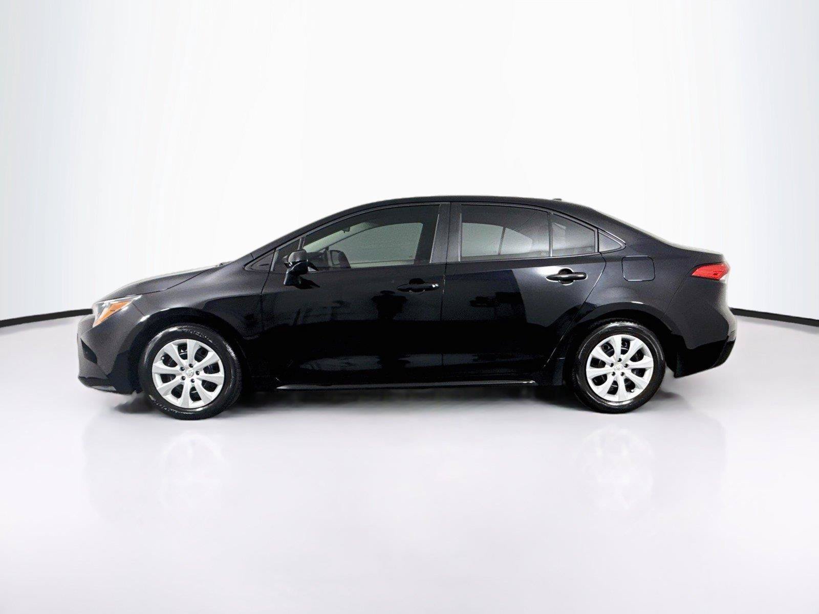 Certified 2025 Toyota Corolla LE w/ Convenience Package FWD image 13