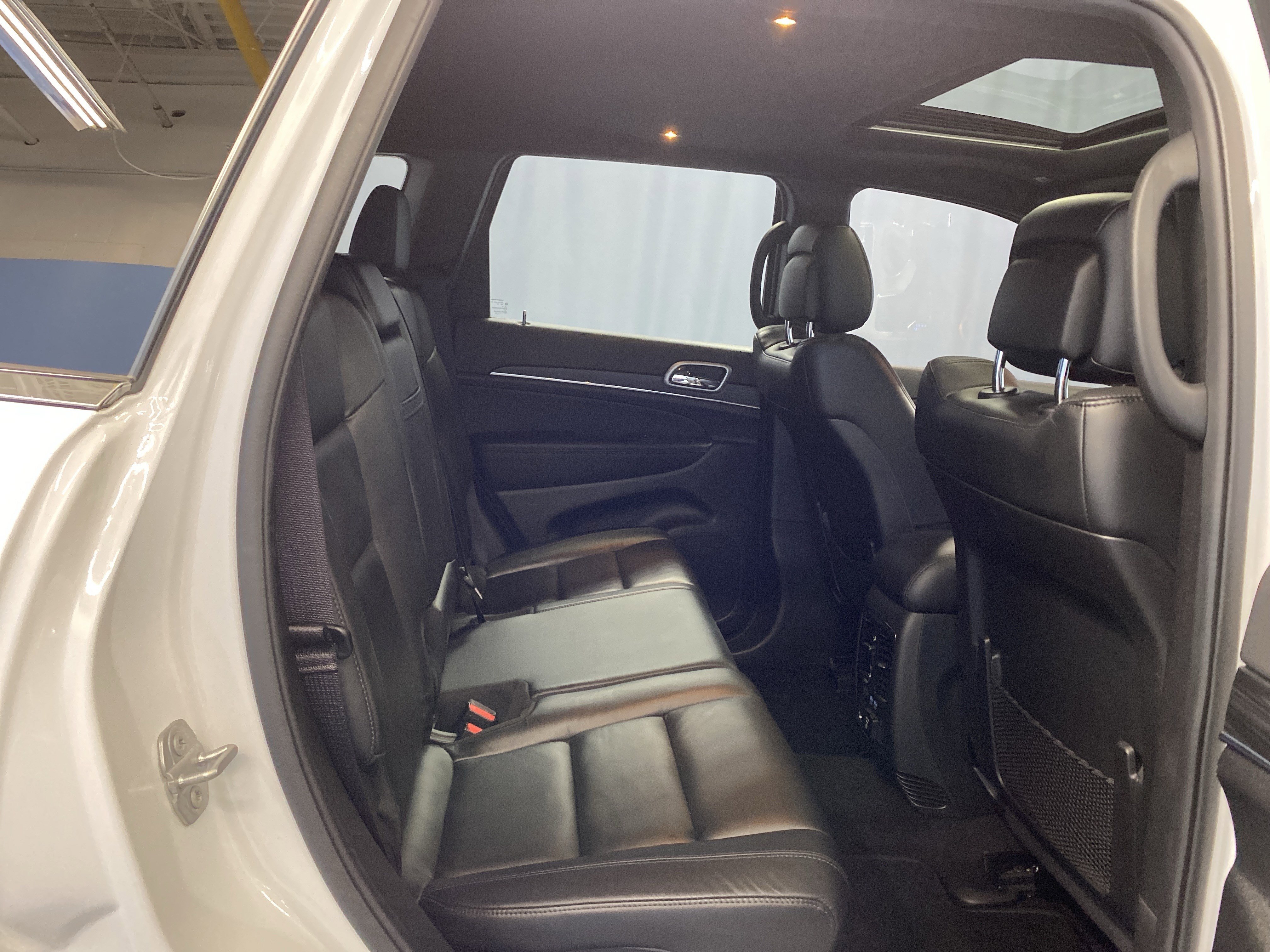 Certified 2022 Jeep Grand Cherokee Limited image 43