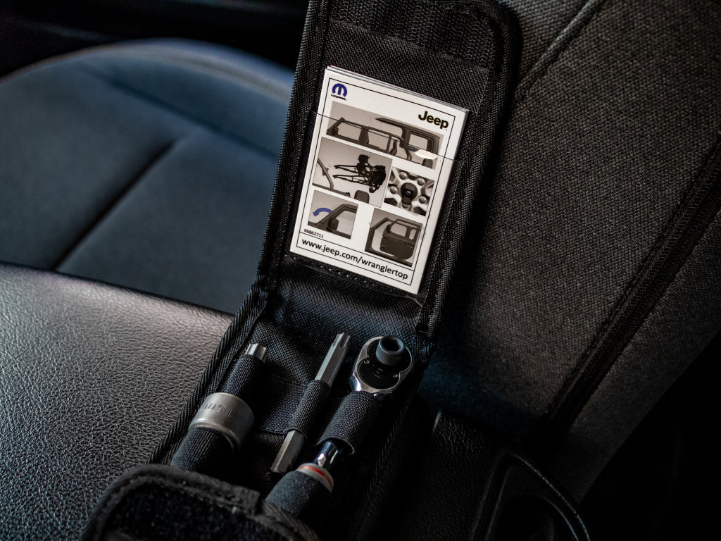 Used 2024 Jeep Wrangler Willys image 32