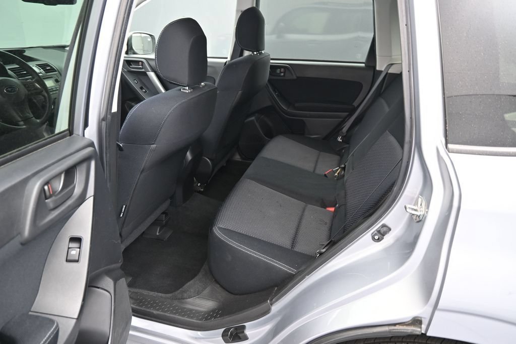 Used 2015 Subaru Forester 2.5i Premium w/ Popular Package #1 AWD/4WD image 19