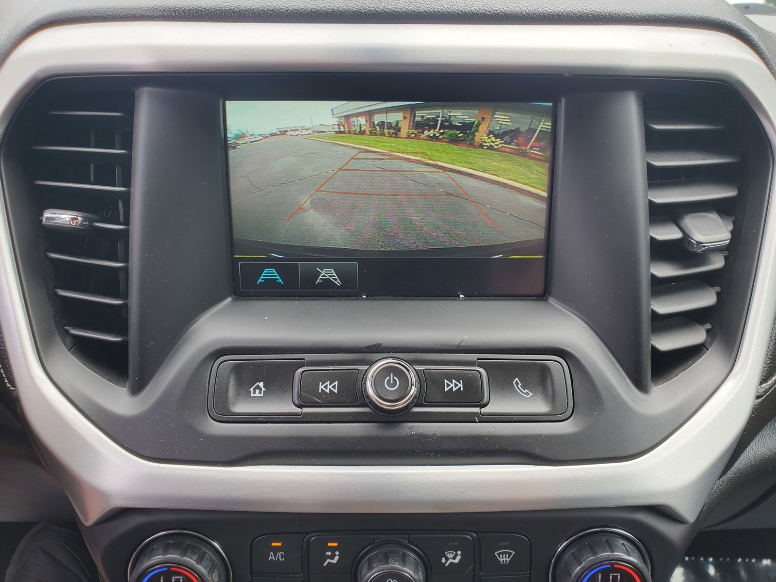 Used 2019 GMC Acadia SLE image 24