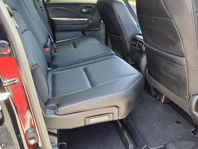 Certified 2025 Honda Ridgeline RTL image 17