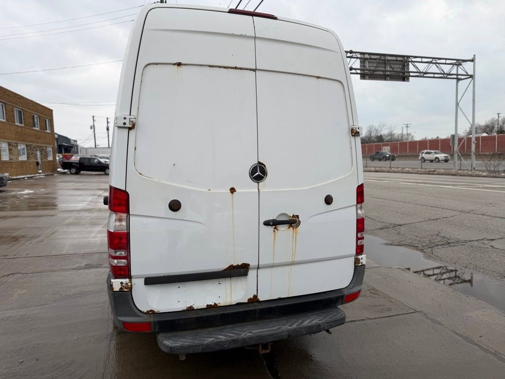 Used 2011 Mercedes-Benz Sprinter 2500 image 5