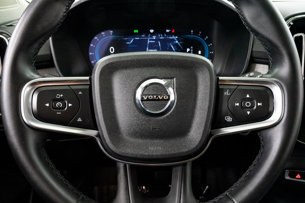 Used 2024 Volvo XC40 B5 Plus w/ Climate Package image 13