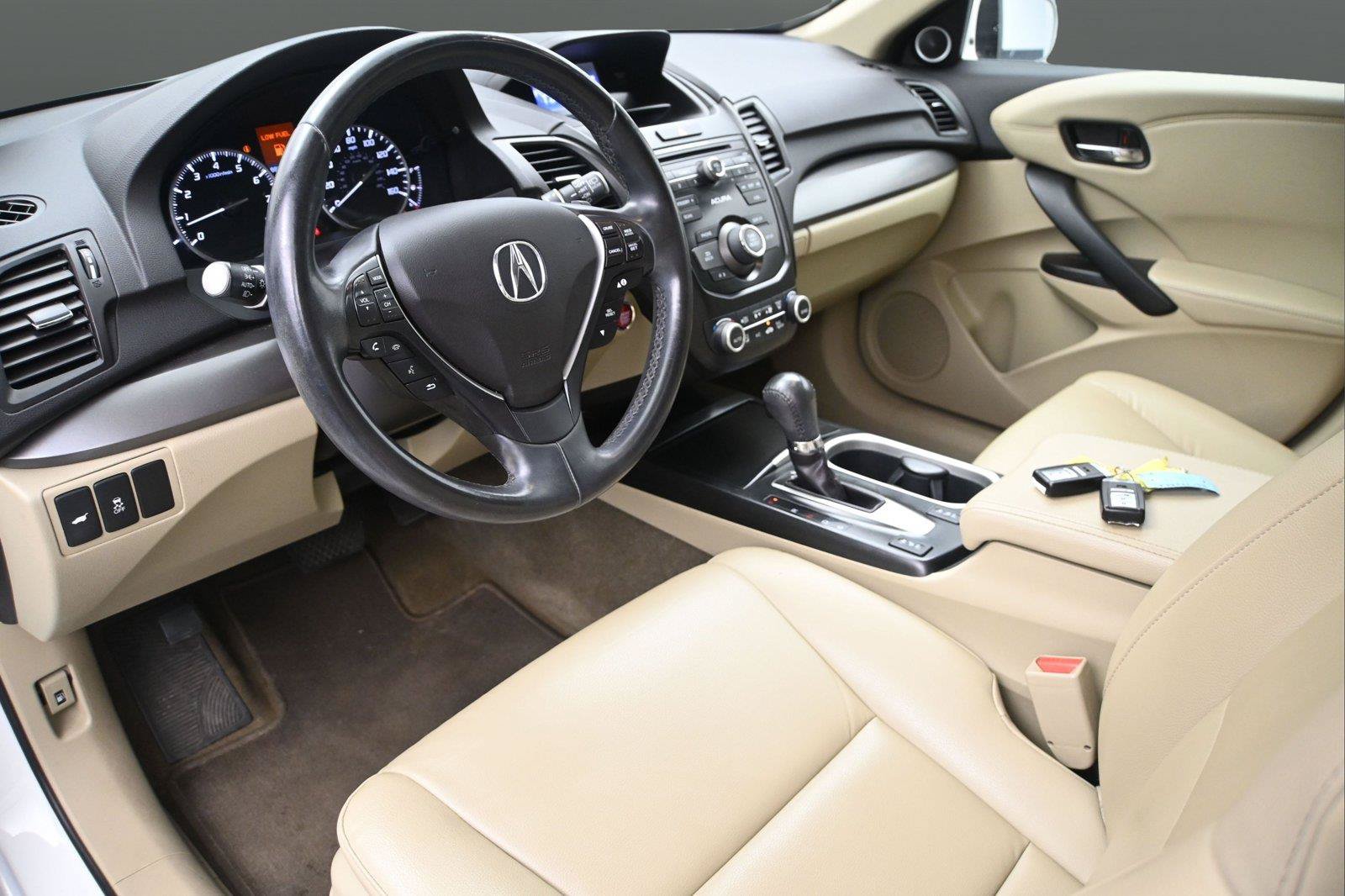 Used 2018 Acura RDX AWD image 2