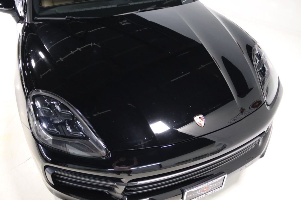 Used 2022 Porsche Cayenne Platinum Edition AWD/4WD image 30