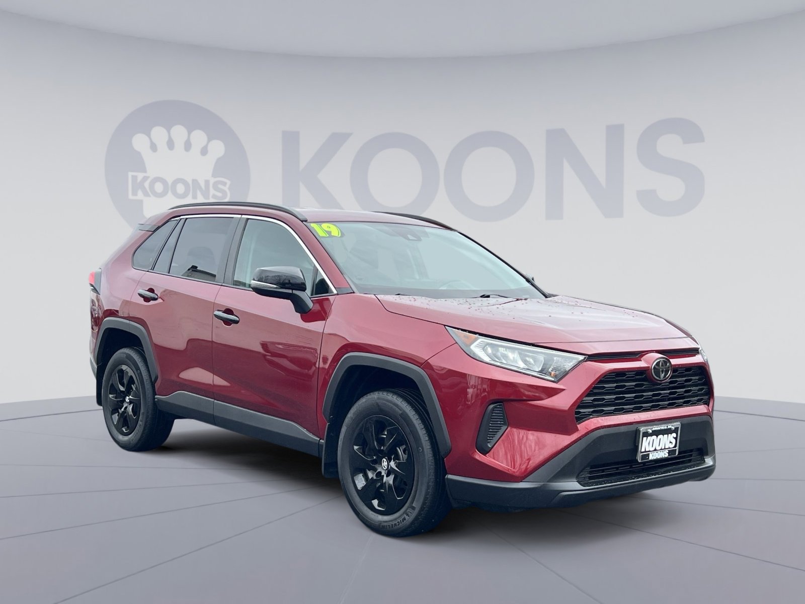Used 2019 Toyota RAV4 LE w/ All Weather Liner Package image 8