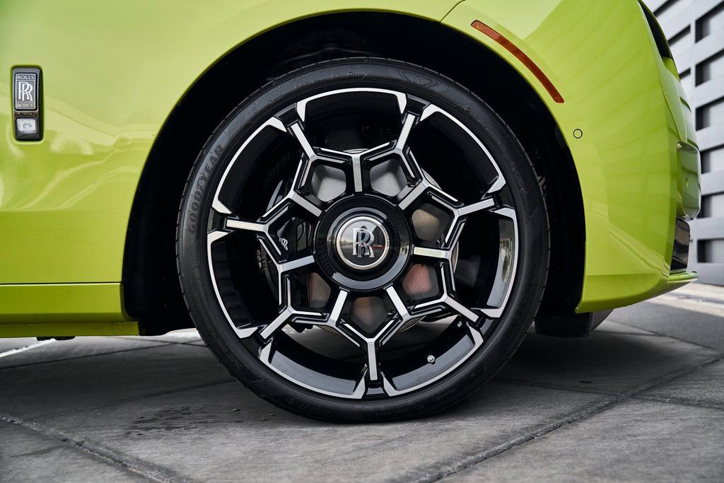 Used 2025 Rolls-Royce Ghost Black Badge image 19