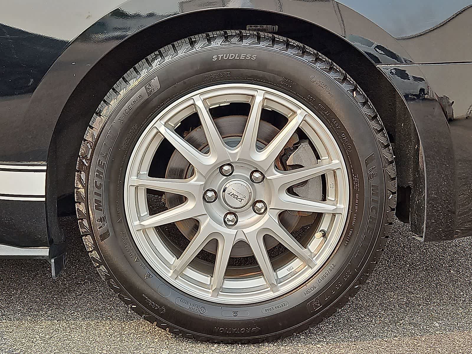 Used 2015 Ford Mustang Coupe RWD image 36